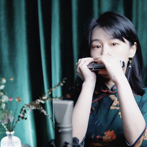 熟女大骚逼喜欢又粗又大
