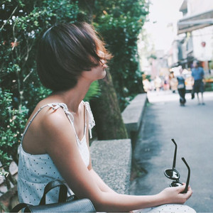 邻居大爷掏出来又粗又长小说
